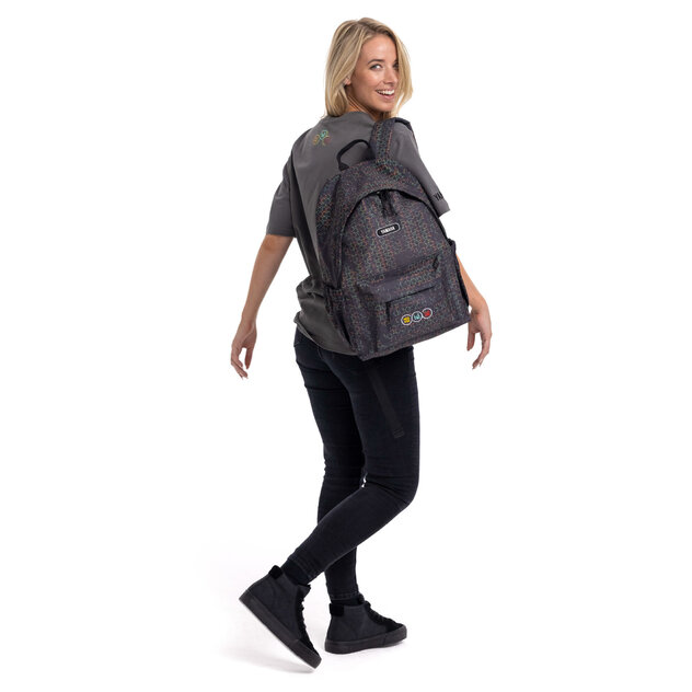 T25-ML002-B0-00-25-LUG-SC-backpack-Studio-003-