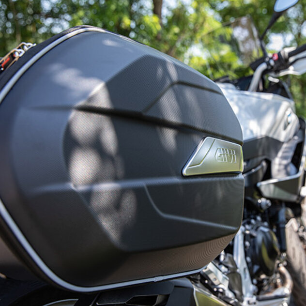 Givi_Weightless_WL900_06-