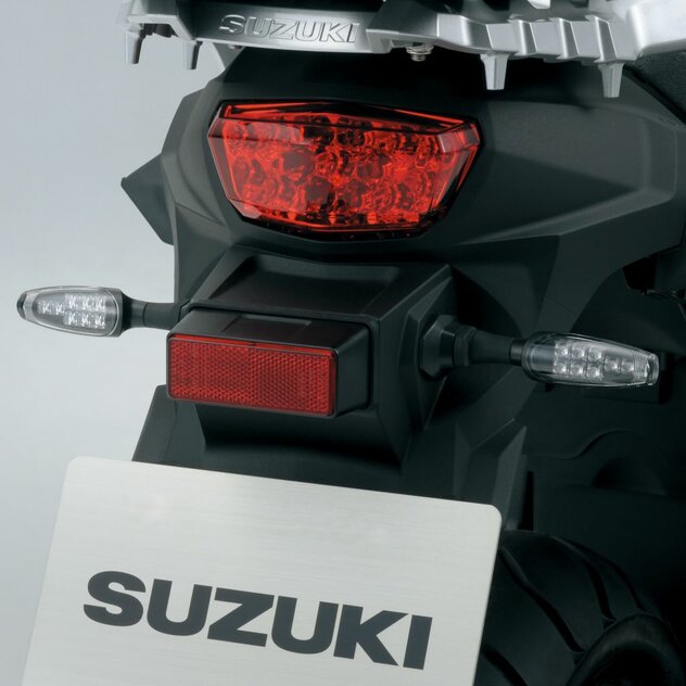 DL650A_XAL7_LEDTurnSignalLamps_Rear_OFF.large-