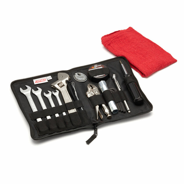 ABA-METRC-00-00-METRIC-TOOL-KIT-Studio-002_Tablet