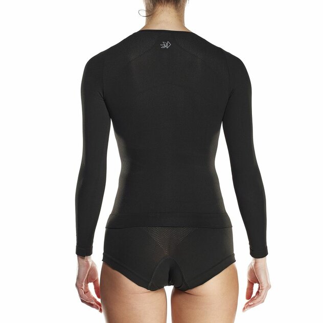 5a76e08402bbb318-1600-1600-f-80-