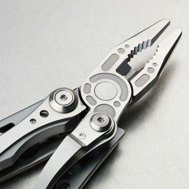 18-skeletool-jaws-46231_ESHOP_4