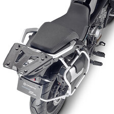 GIVI ZADNÝ NOSIČ KUFRA CF MOTO 800 MT (22-23) SR9225