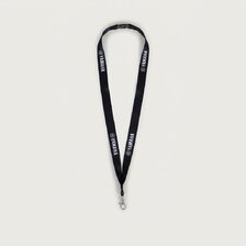 YAMAHA ESSENTIALS ŠNÚRKA NA KRK ČIERNA