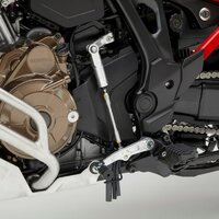 HONDA ASISTENT RADENIA CRF 1100 AFRICA TWIN