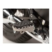 SW MOTECH SADA STUPAČIEK TRIUMPH BONNEVILLE/T100 (04-16)/SCRAMBLER (05-)
